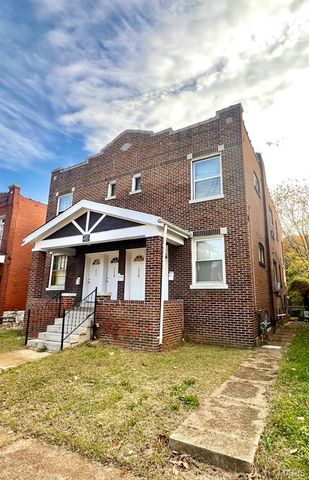 4522 Pennsylvania Avenue, St Louis, MO 63111