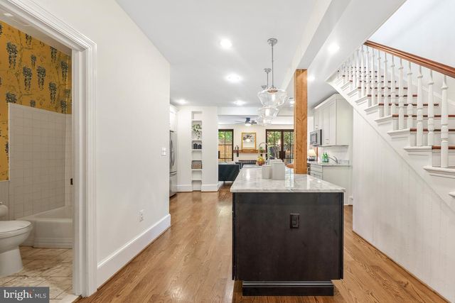 12 5TH ST NE, Washington, DC 20002