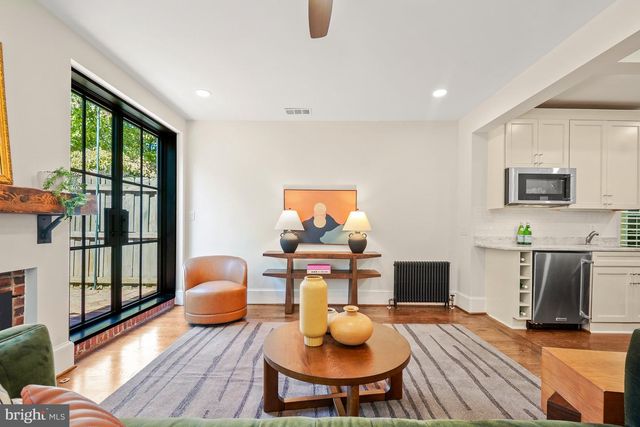 12 5TH ST NE, Washington, DC 20002