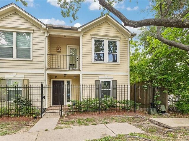 2915 Clay Avenue, Houston, TX 77003