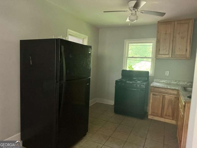 1627 Hasty Place NW, Atlanta, GA 30318