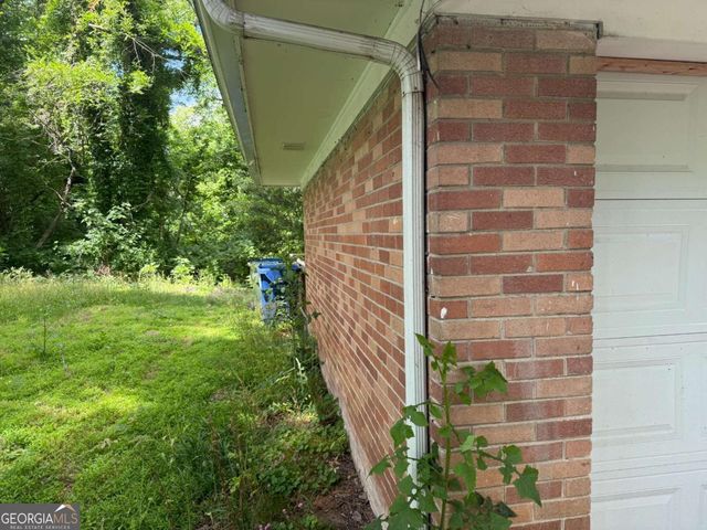 1627 Hasty Place NW, Atlanta, GA 30318