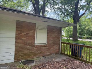1627 Hasty Place NW, Atlanta, GA 30318