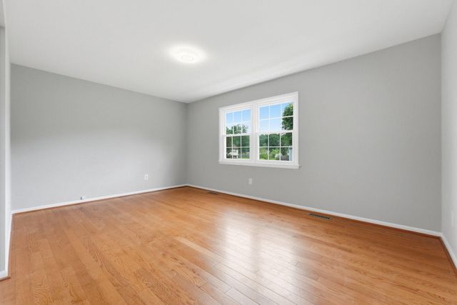 7150 SPOTSYLVANIA ST, Warrenton, VA 20187