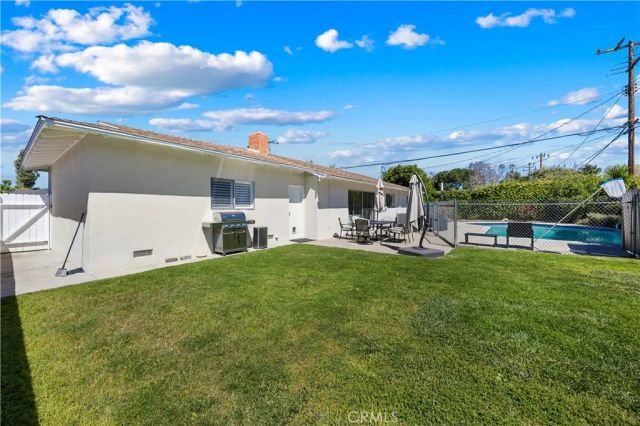 1870 Burch Avenue, Simi Valley, CA 93063