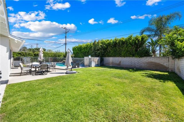 1870 Burch Avenue, Simi Valley, CA 93063