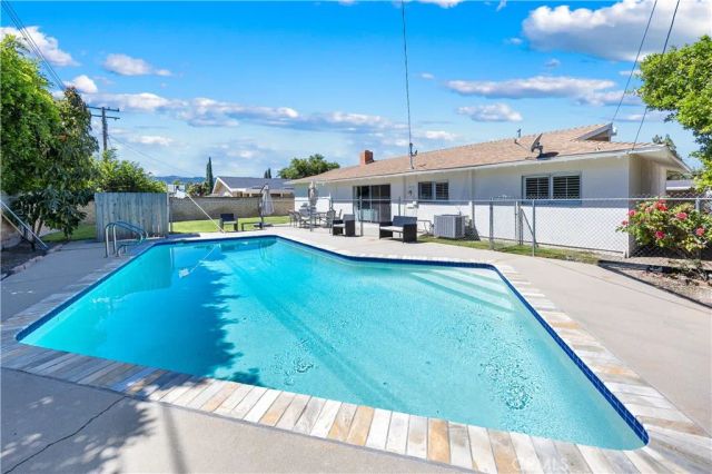 1870 Burch Avenue, Simi Valley, CA 93063