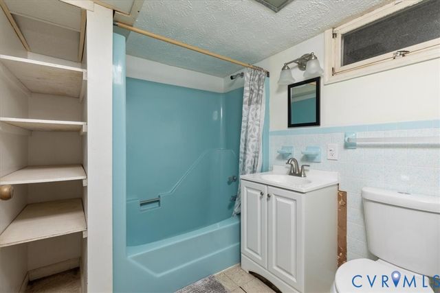 2114 E Lee Hwy, New Market, VA 22844