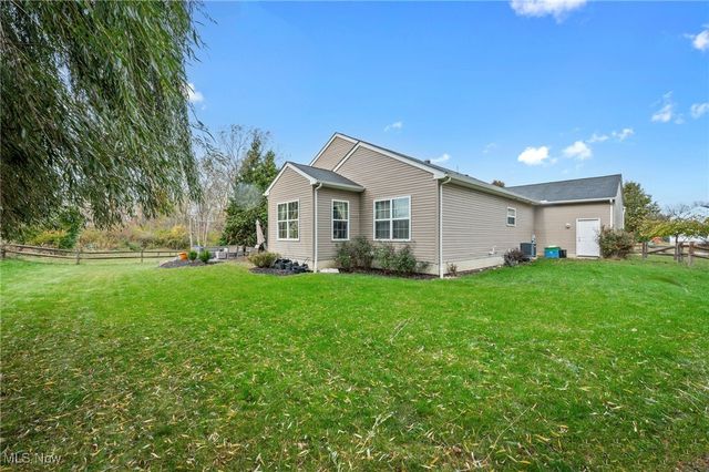 39115 Crescent Drive, Avon, OH 44011