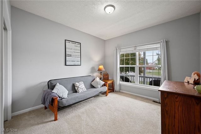 39115 Crescent Drive, Avon, OH 44011