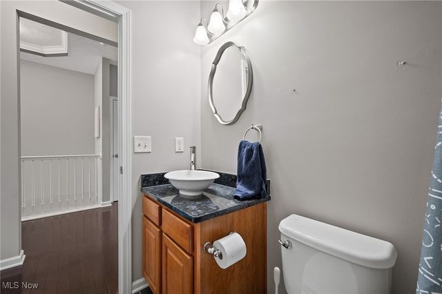 39115 Crescent Drive, Avon, OH 44011