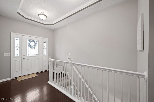 39115 Crescent Drive, Avon, OH 44011