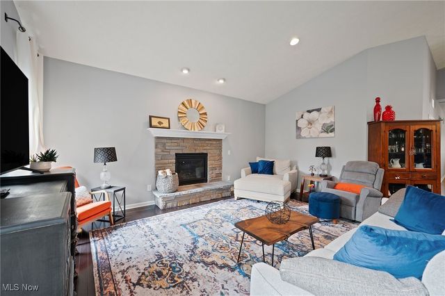 39115 Crescent Drive, Avon, OH 44011