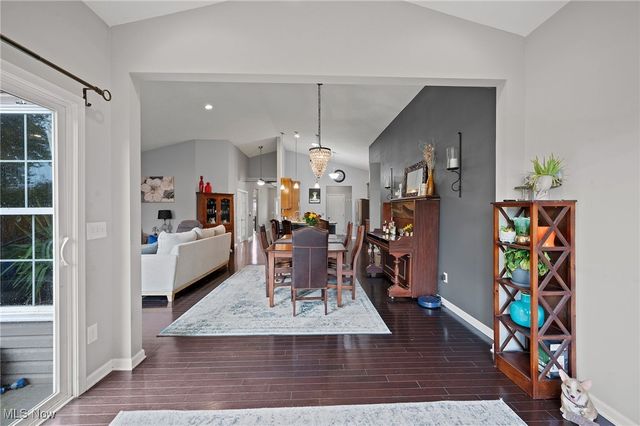 39115 Crescent Drive, Avon, OH 44011