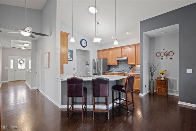 39115 Crescent Drive, Avon, OH 44011