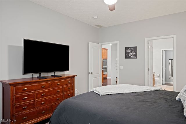 39115 Crescent Drive, Avon, OH 44011