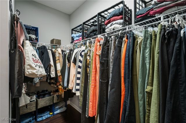 39115 Crescent Drive, Avon, OH 44011