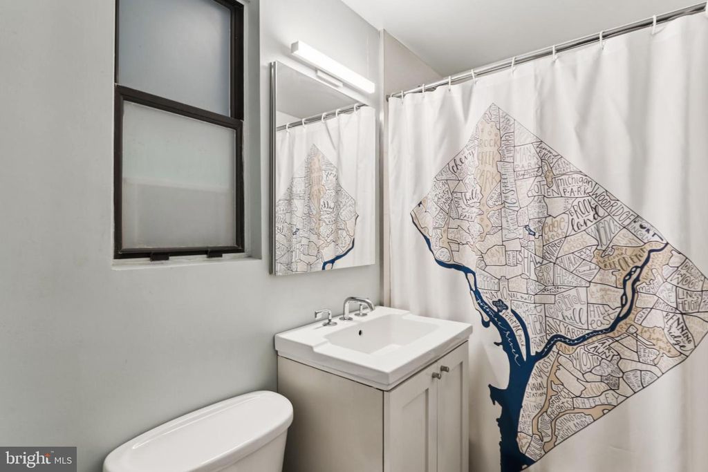 1365 KENNEDY ST NW #209, Washington, DC 20011