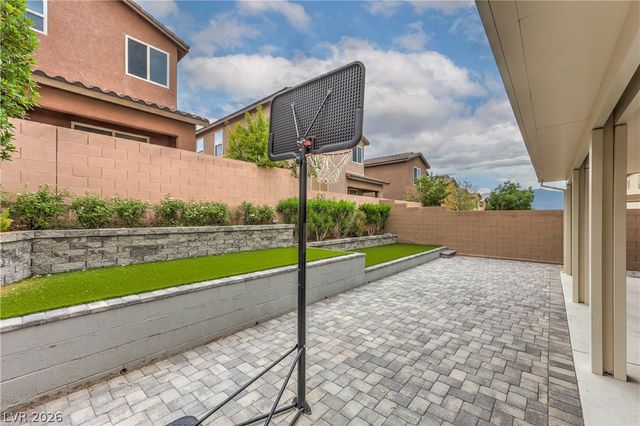 8095 Mosaic Sunrise Lane, Las Vegas, NV 89166