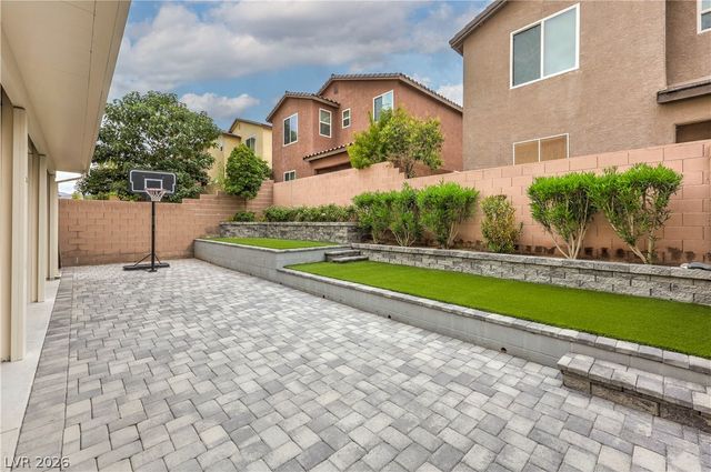 8095 Mosaic Sunrise Lane, Las Vegas, NV 89166