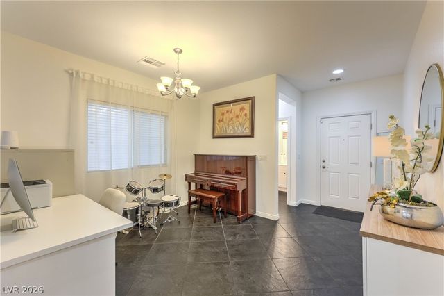 8095 Mosaic Sunrise Lane, Las Vegas, NV 89166