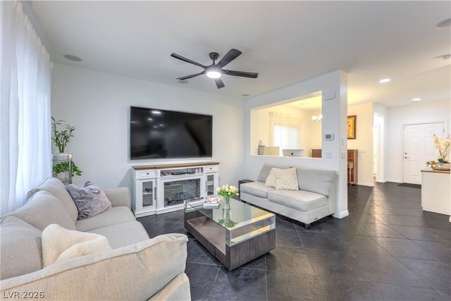 8095 Mosaic Sunrise Lane, Las Vegas, NV 89166