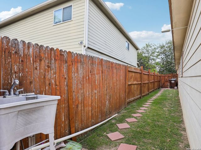 322 Palma Noce, San Antonio, TX 78253