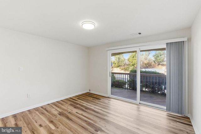 9266 CHAPMAN OAK DR, Manassas, VA 20110