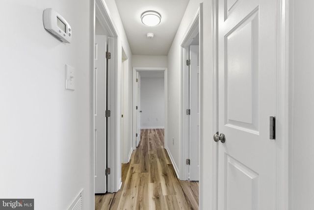 9266 CHAPMAN OAK DR, Manassas, VA 20110