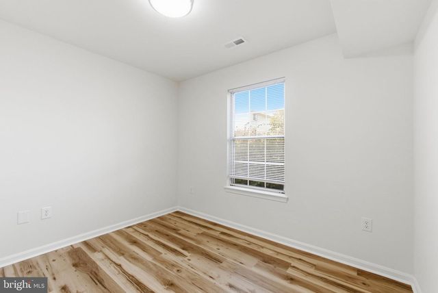 9266 CHAPMAN OAK DR, Manassas, VA 20110