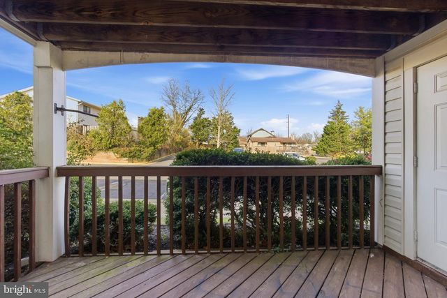 9266 CHAPMAN OAK DR, Manassas, VA 20110