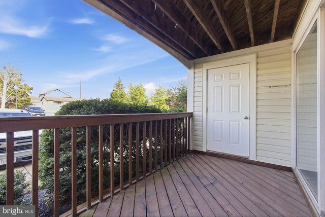 9266 CHAPMAN OAK DR, Manassas, VA 20110