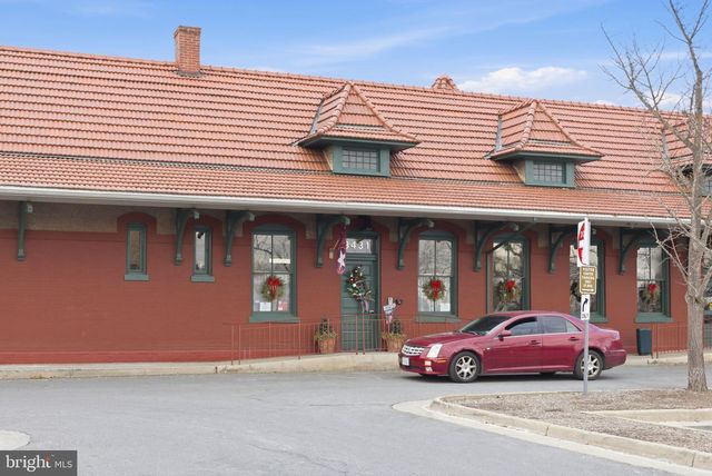 9266 CHAPMAN OAK DR, Manassas, VA 20110