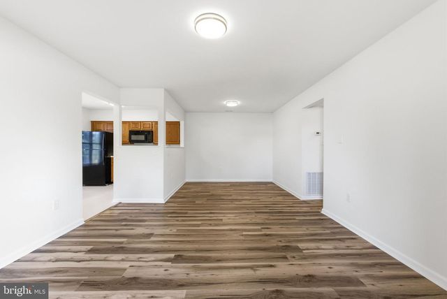 9266 CHAPMAN OAK DR, Manassas, VA 20110