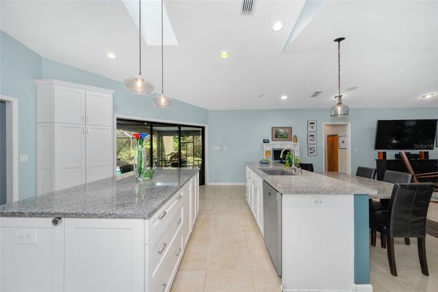 9923 SW 2ND PLACE, Gainesville, FL 32607
