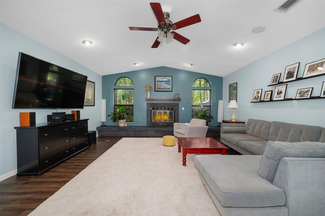 9923 SW 2ND PLACE, Gainesville, FL 32607