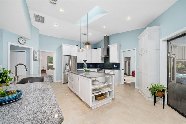 9923 SW 2ND PLACE, Gainesville, FL 32607