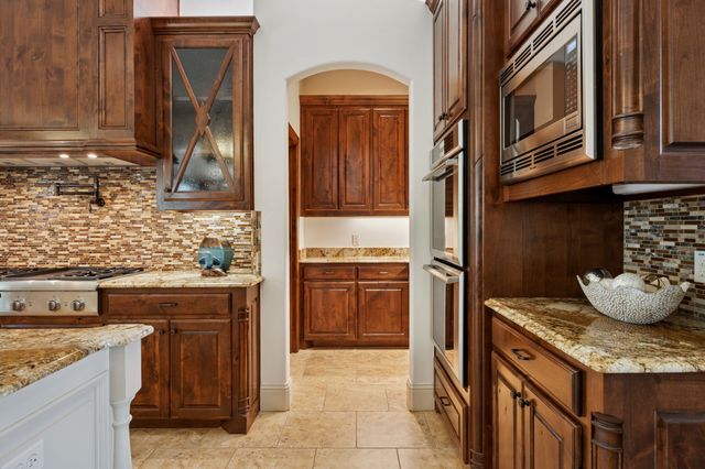 2001 Estes Park Road, Southlake, TX 76092