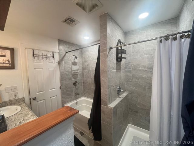 2014 N Delaware Place, Tulsa, OK 74110