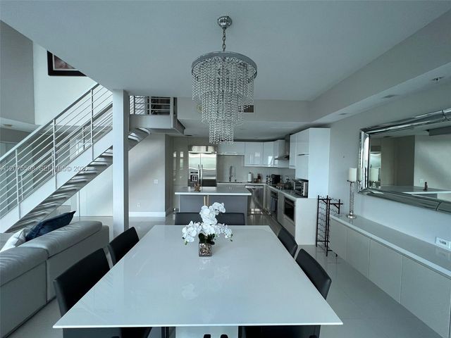 60 SW 13th Street 5210, Miami, FL 33130