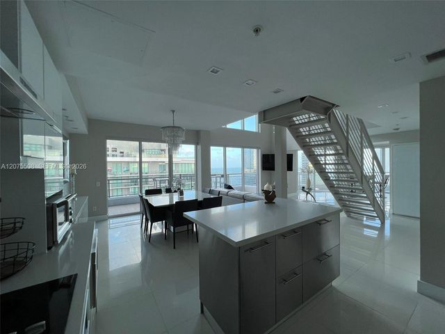60 SW 13th Street 5210, Miami, FL 33130