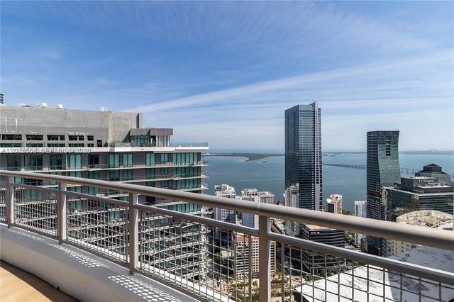 60 SW 13th Street 5210, Miami, FL 33130