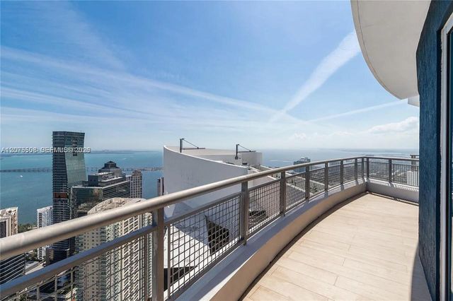 60 SW 13th Street 5210, Miami, FL 33130