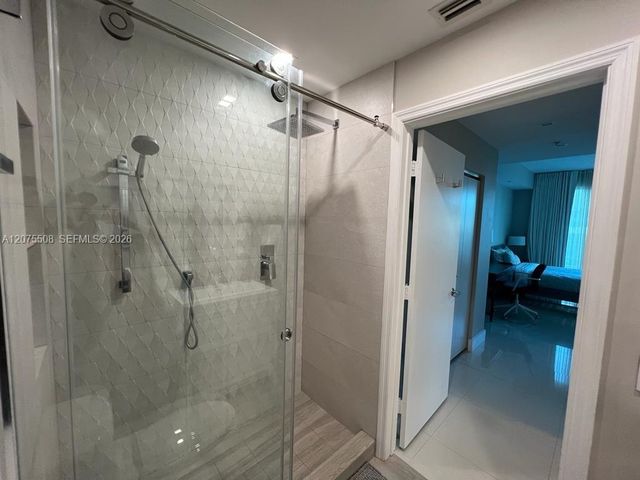 60 SW 13th Street 5210, Miami, FL 33130