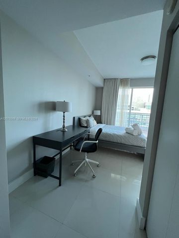 60 SW 13th Street 5210, Miami, FL 33130
