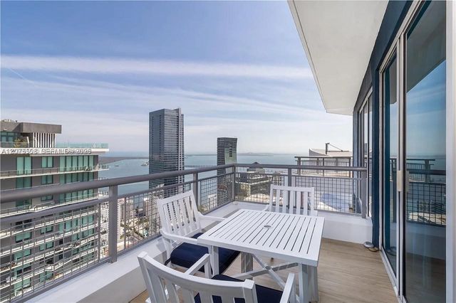 60 SW 13th Street 5210, Miami, FL 33130