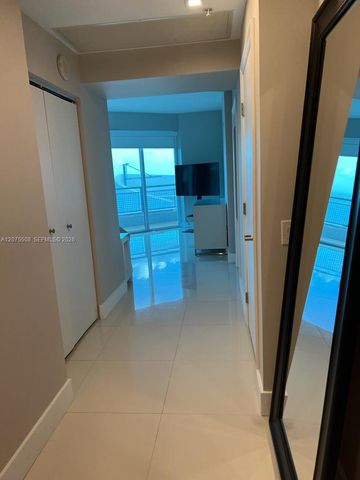 60 SW 13th Street 5210, Miami, FL 33130