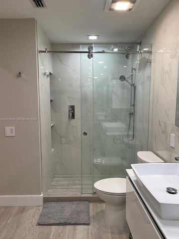 60 SW 13th Street 5210, Miami, FL 33130