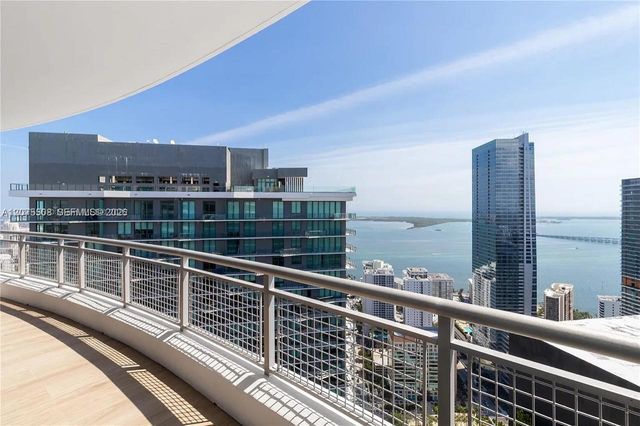 60 SW 13th Street 5210, Miami, FL 33130