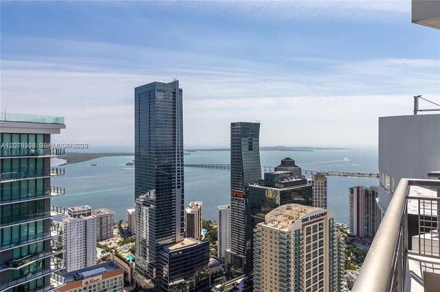 60 SW 13th Street 5210, Miami, FL 33130